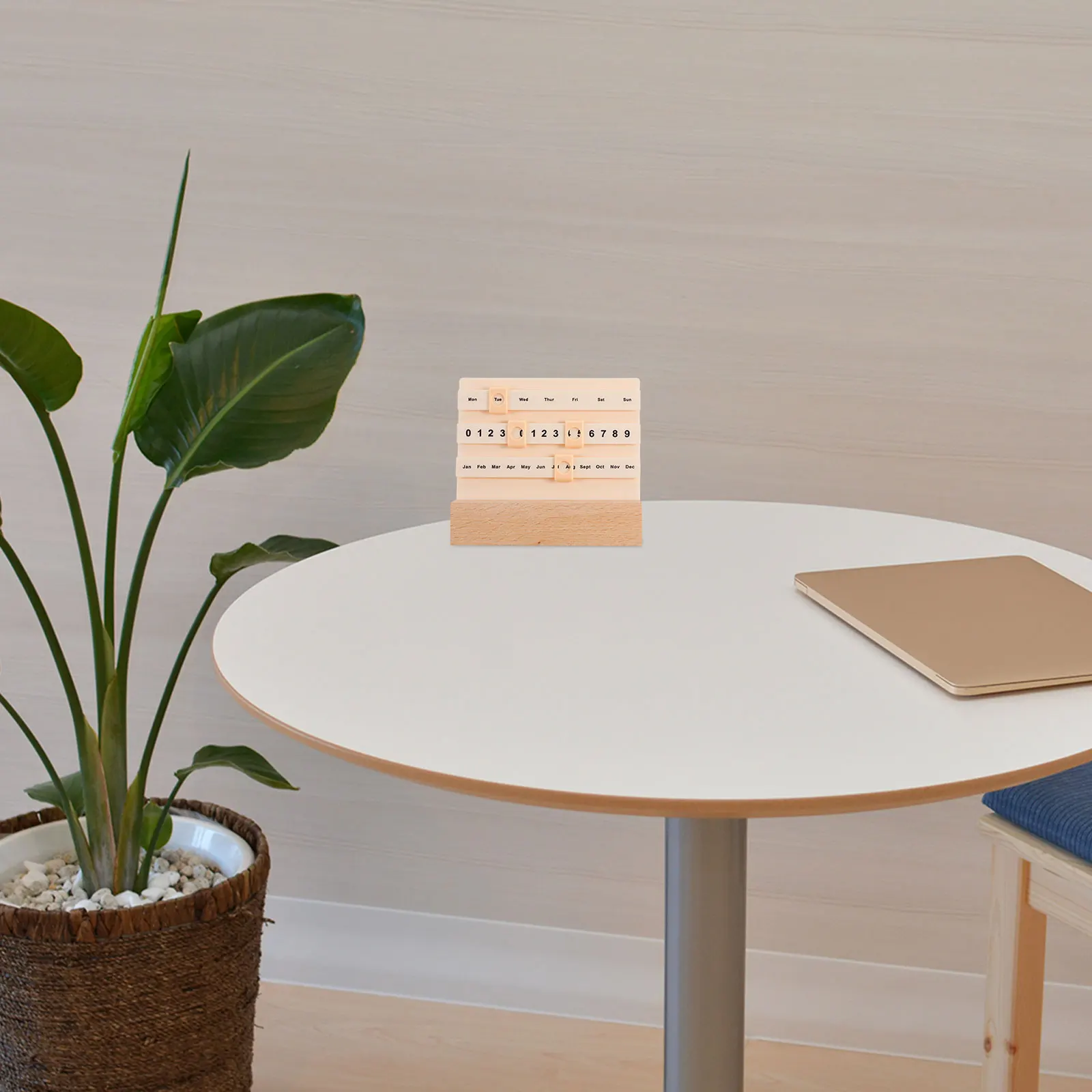 ปฏิทินตั้งโต๊ะแบบพลิกบล็อกไม้ตลอดปี 2025 ดีไซน์วินเทจ ของตกแต่งสำนักงาน ปฏิทินไม้สำหรับวางแผนงาน