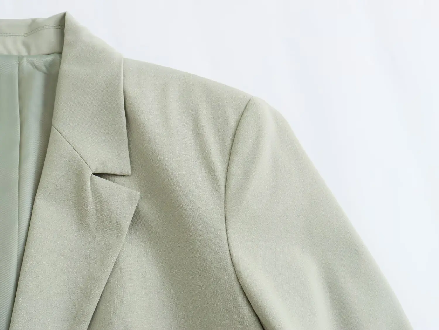 เสื้อเบลเซอร์ทรงหลวมสไตล์ยุโรปและอเมริกา รุ่นใหม่ล่าสุดสำหรับฤดูใบไม้ร่วง ดีไซน์ทันสมัย เหมาะสำหรับใส่ไปทำงาน ทรงหลวมแบบสั่งตัดโดยตรง