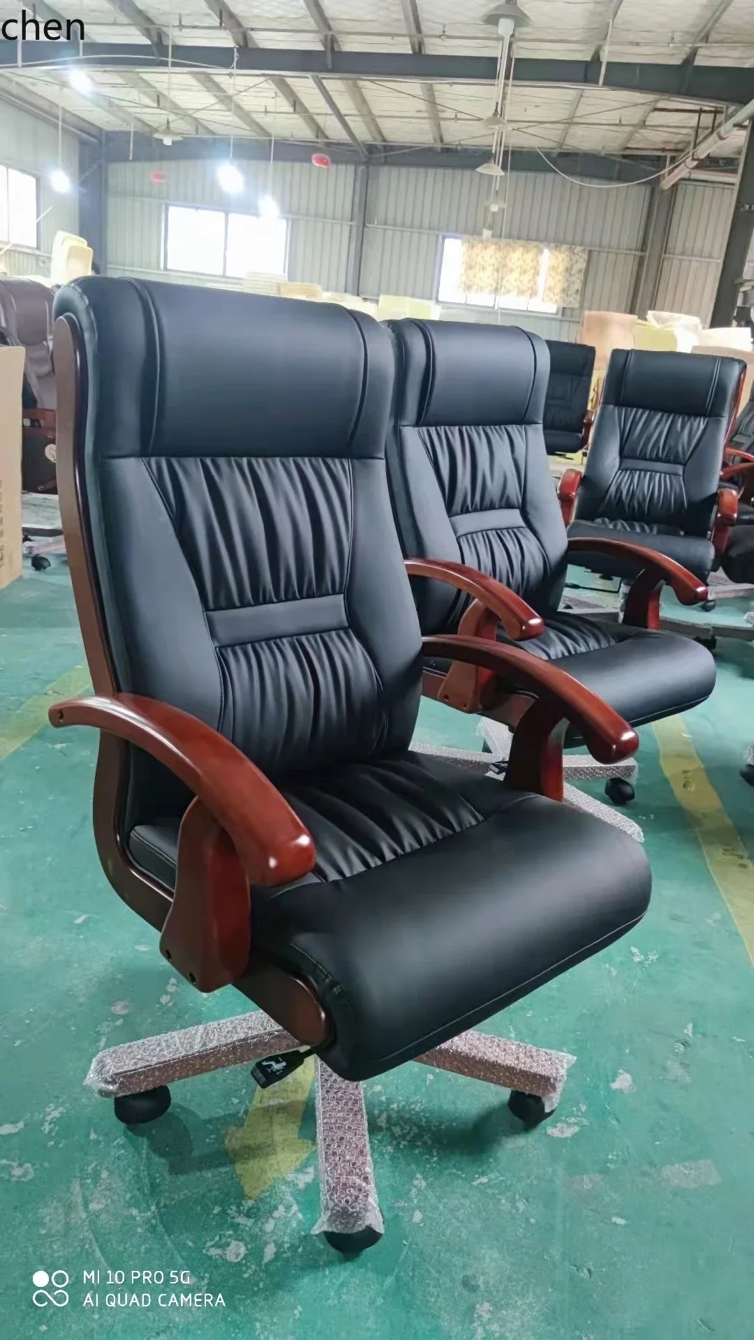 D18- solid wood armrest boss chair cowhide reclining multi-functional happy office chair lifting chair