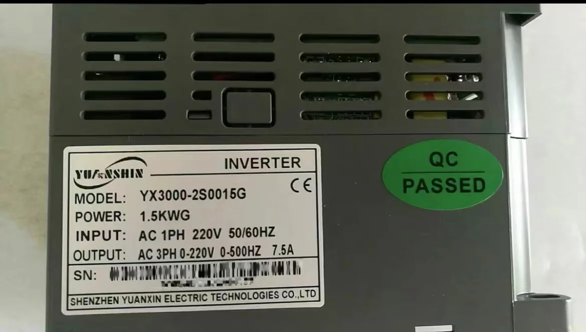 Inversor trifásico, 220V, 1.5KW, YX3000-2S0015G, Brand New