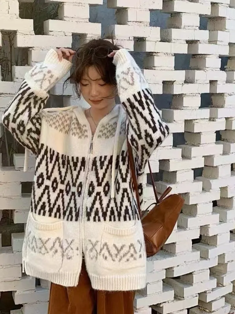 

Корейский вязаный свитер с капюшоном в стиле ретро, женский осенне-зимний новый свитер высокого класса, пальто с застежкой-молнией и кулиской