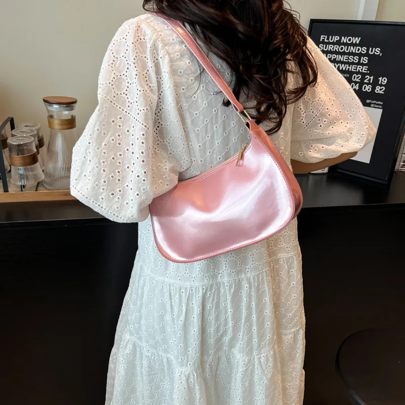 

2025 модная однотонная сумка через плечо, минималистичный квадратный кошелек для женщин, универсальная сумка в стиле Ins, мягкая эстетичная сумка через плечо