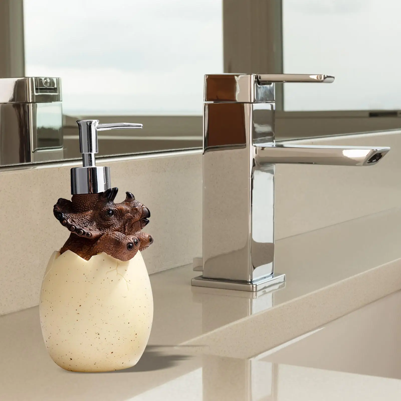 Soap Dispenser 560ml Refillable Liquid Soap Press Type Container for Kitchen