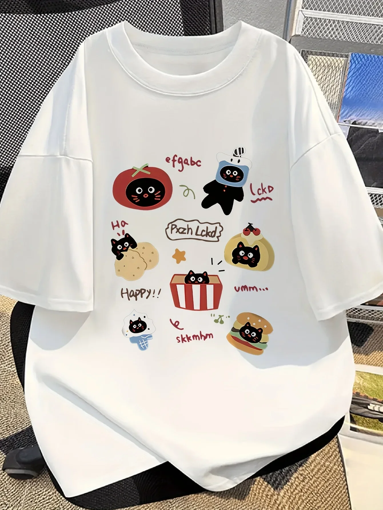 Women's Meow Graphic Print Tee Cute Cat Fit Short Sleeve T-Shirt for Summer Casual Style Round Neck Casual Tops