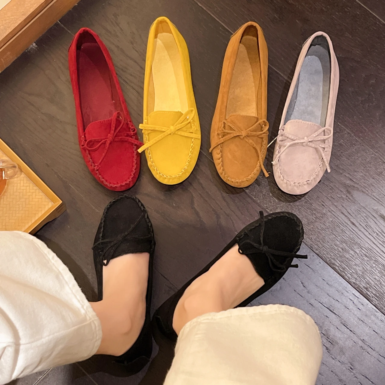 

New Women Loafers Slip on Ladies Flats Shoes Brand Spring Autumn Casual Flat Shoes Leather Cashmere Single Shoes Plus Size 43