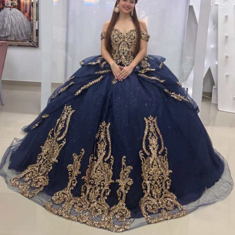 

Navy Blue Shiny Quinceanera Dresses Off The Shoulder Gold Applique Lace Beads Tull Ball Gown Vestidos De 15 Anos Sweet 16 Dress