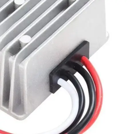WG8-40S13R825 DC-DC Converter 8-40V To 13.8V 25A 345W 96% Efficiency IP68 Waterproof Aluminum Alloy Shell Overcurrent Overheat