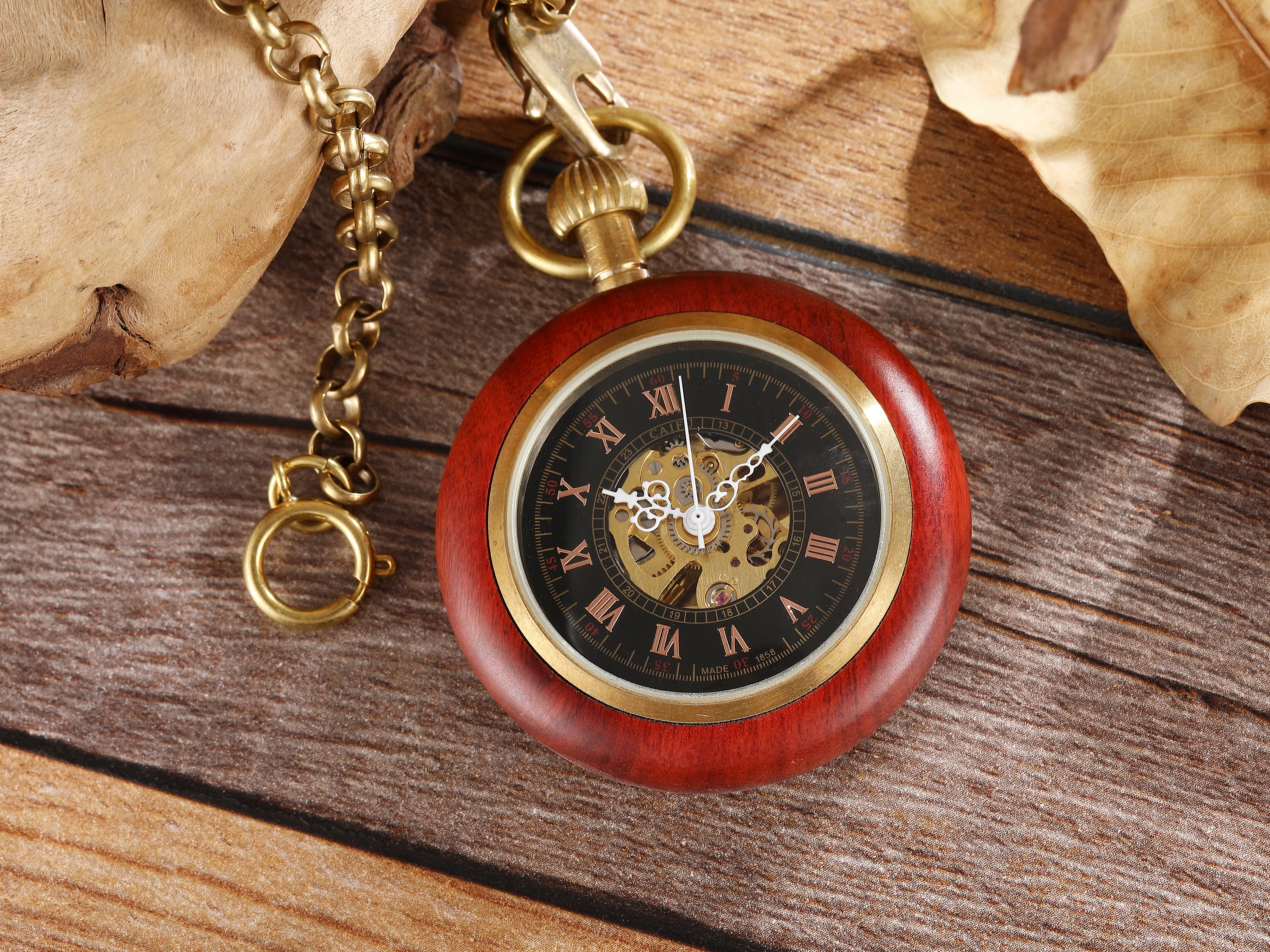 Wood Pocket Watch Carving Exquisite Fashion Hand Winding Fob Retro Vintage Mechanical Steampunk Classic Gift Trendy Pendant Men