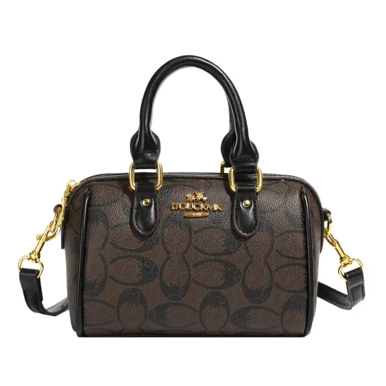 Vintage Luxury Crossbody Diaper Bag: Elegant Women's Handbag With Designer Letter Logo And Large Capacity For Messenger Tote