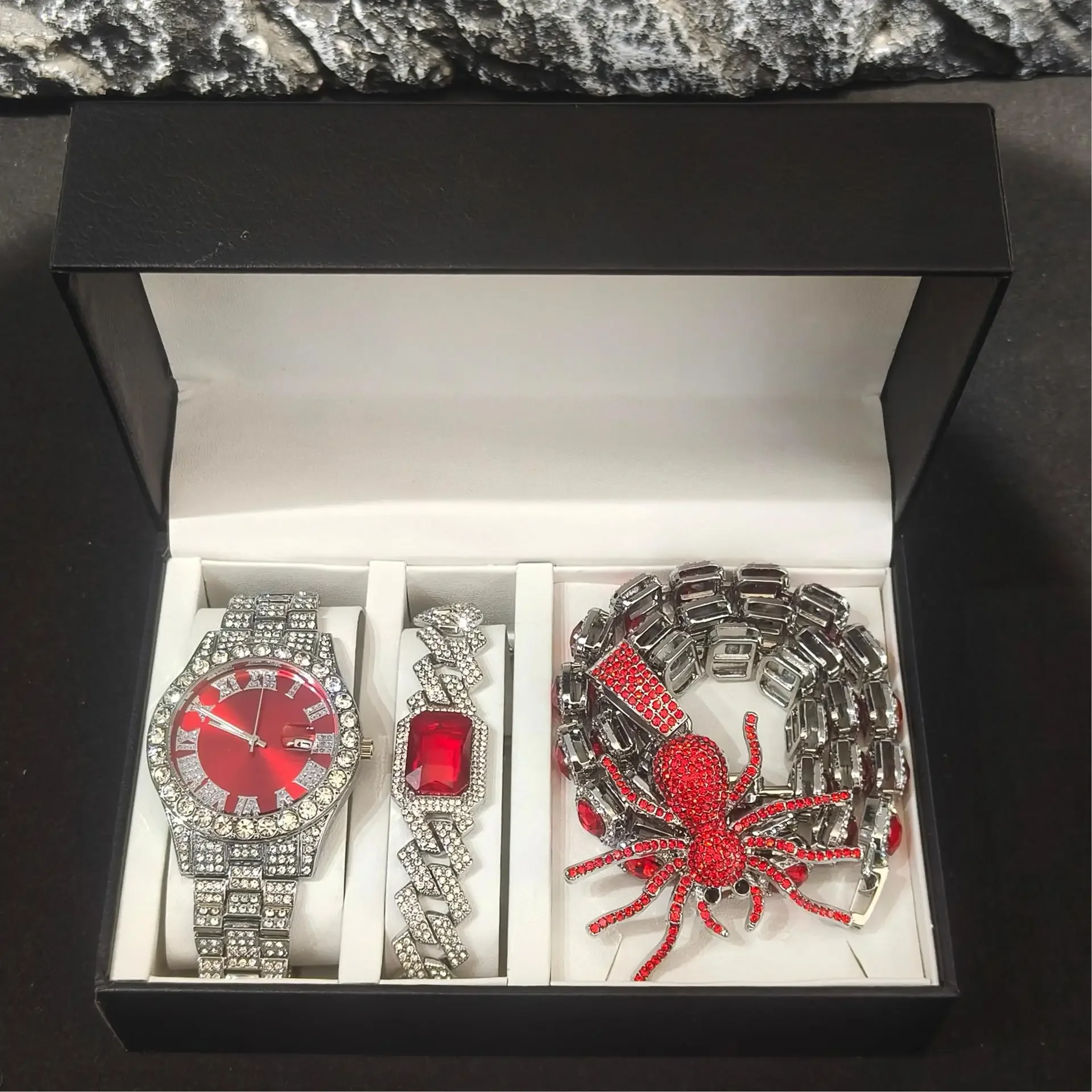 

Hip Hop Jewelry Set for Men - Roman Watch Cuban Chain Necklace & Bracelet with Spider Pendant, Iced Out Streetwear Gift Box