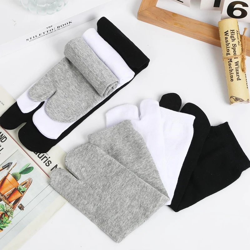 3 Pasang Kaus Kaki Tabi Pria Wanita Kaus Kaki Katun Flip Flop Gaya Jepang Kaus Kaki Dua Jari Mode Solid Kimono Sandal Kaus Kaki Split Toe