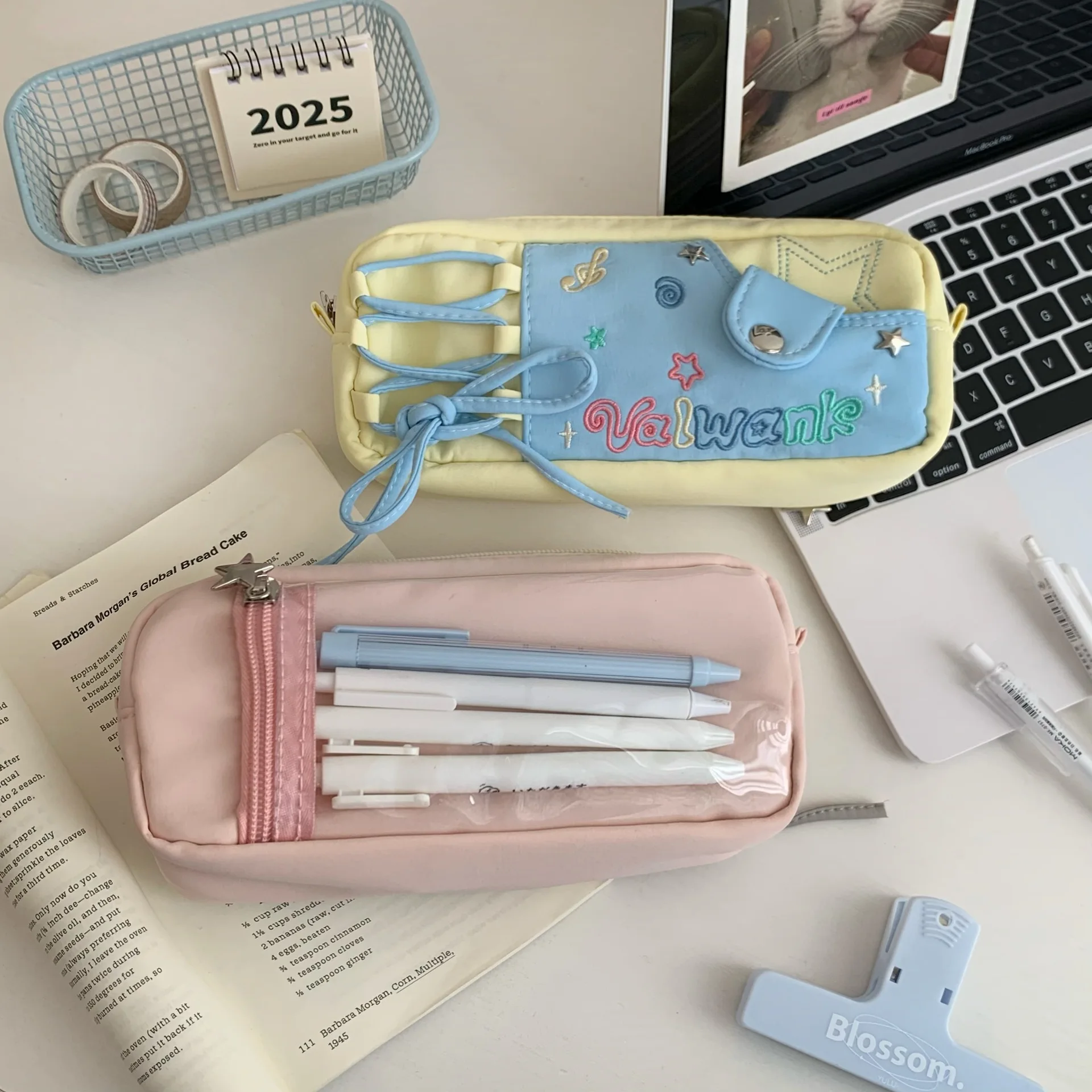 مقلمة قماشية ذات سعة كبيرة، حامل أدوات مكتبية لطيف مقاوم للأوساخ، حقيبة مستلزمات مدرسية