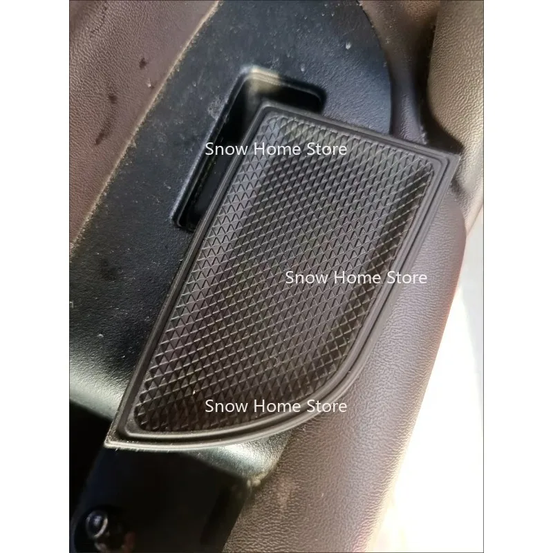 

Door Inner Handle Slot Cushion Armrest Rubber Trim Cover Suitable for Mazda CX-5 1PC