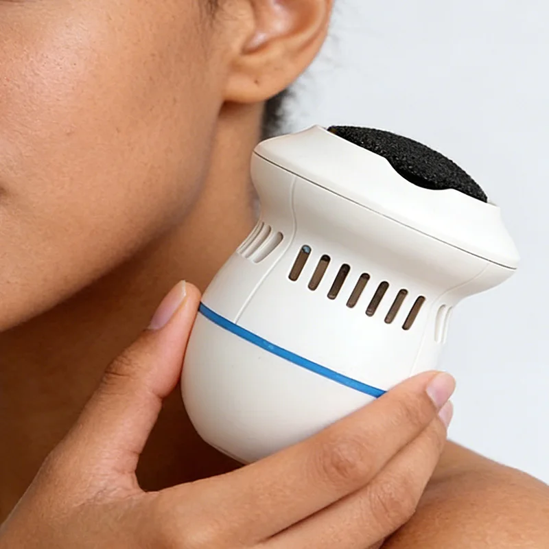 Rechargeable electric exfoliator - Household plastic skin-removing tool - Used for targeted removal of dead skin
