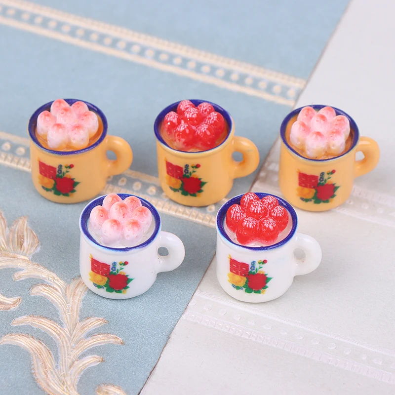 Set di cibo da gioco in miniatura: decorazioni per casa delle bambole da 5 pezzi con mini cupcake e bacino smaltato, accessori per giocattoli per bambole.