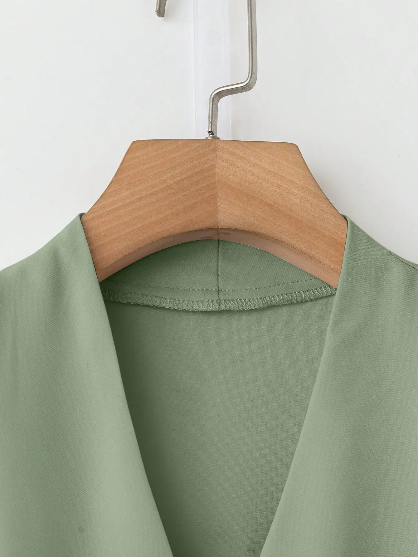 

Блузка с V-образным вырезом для женщин, элегантная рубашка с длинным рукавом, повседневная деловая одежда, однотонная зеленая.