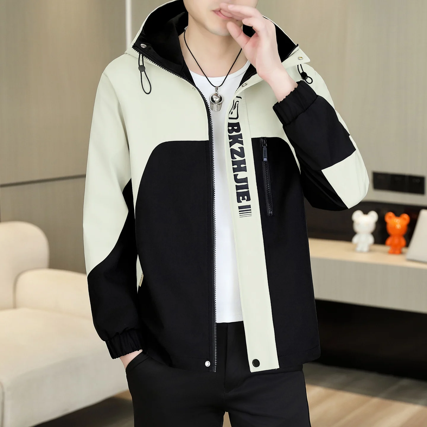 Casual Men's Jacket Spring Autumn 2026 New Fashion Stylish Hooded Polyester Youth Clothing Outdoor Wear Resistant Wrinkle Free
