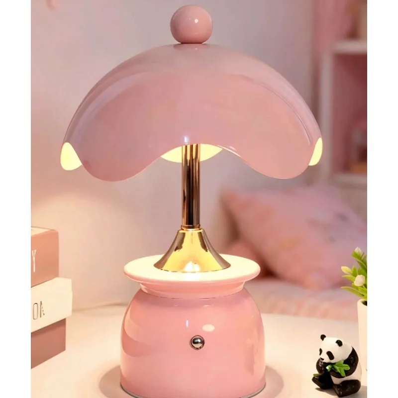 New French Cloud Mushroom Desk Lamp Light Luxury Warm Bedroom Study Eye Protection Atmosphere Decorative Desk Lamp
