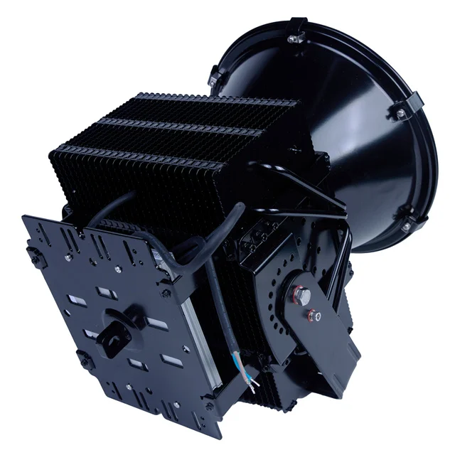 

Crane Energy-Saving Floodlighting IP65 Led Flood Light High Power Led Flood Light for Outdoor Stadium Floodlights circular 400W