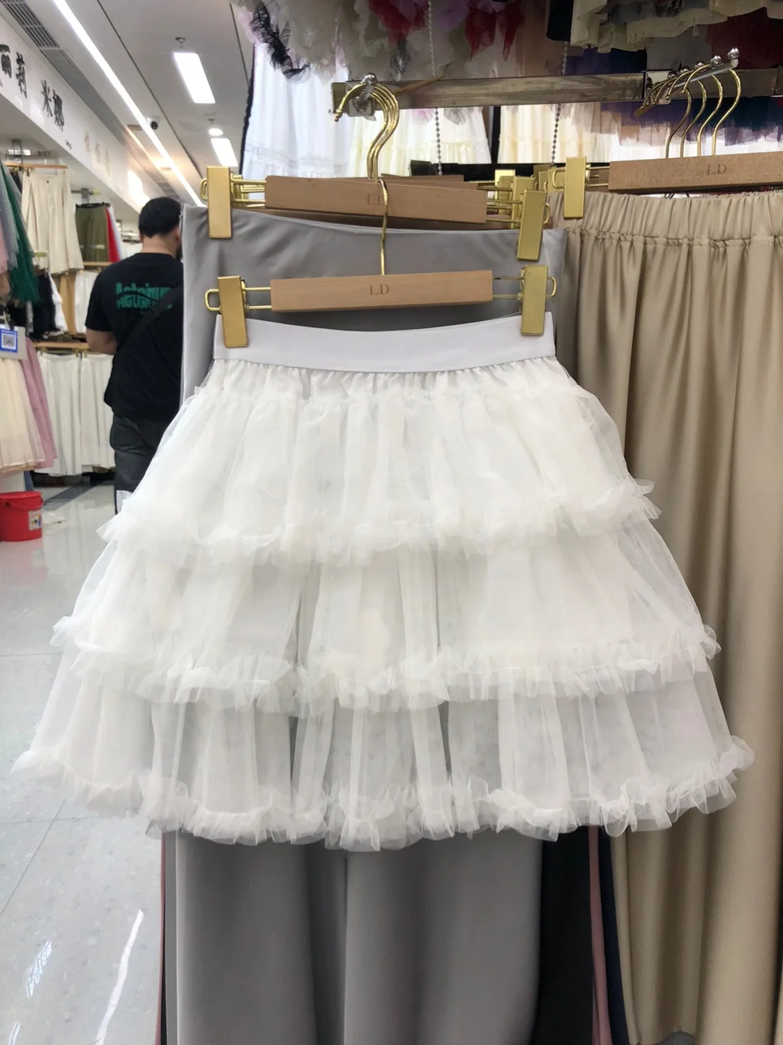 تنورة شبكية حلوة للنساء، تنورة كعكة منتفخة على شكل حرف A، تنورة قصيرة مضادة للضوء مع سروال داخلي، حواف بنمط الخشب وخصر عالي #5