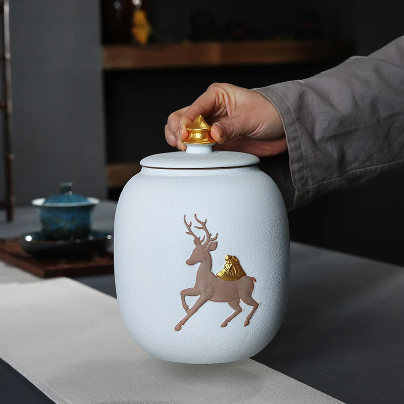 

Carved Deer Ceramic Tea Pot Gilded Sealed Storage Box Porcelain Handicraft Ornaments General Interior Desktop Decoration New