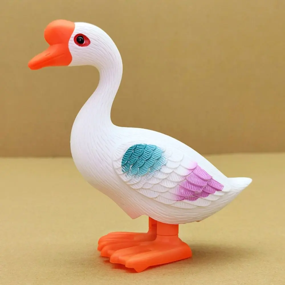 Plastic Material Clockwork Jump Toy Jumping Mechanism Cute Design Simulation Animal Toy Novelty Feature Bounce Goose Toy