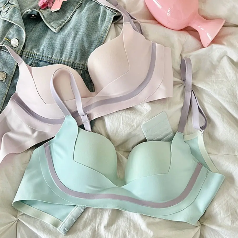 حمالة صدر لاسلكية عميقة على شكل حرف V مقاومة للصدمات بدون خياطة للنساء ملابس داخلية مضادة للترهل ملابس داخلية لليوجا