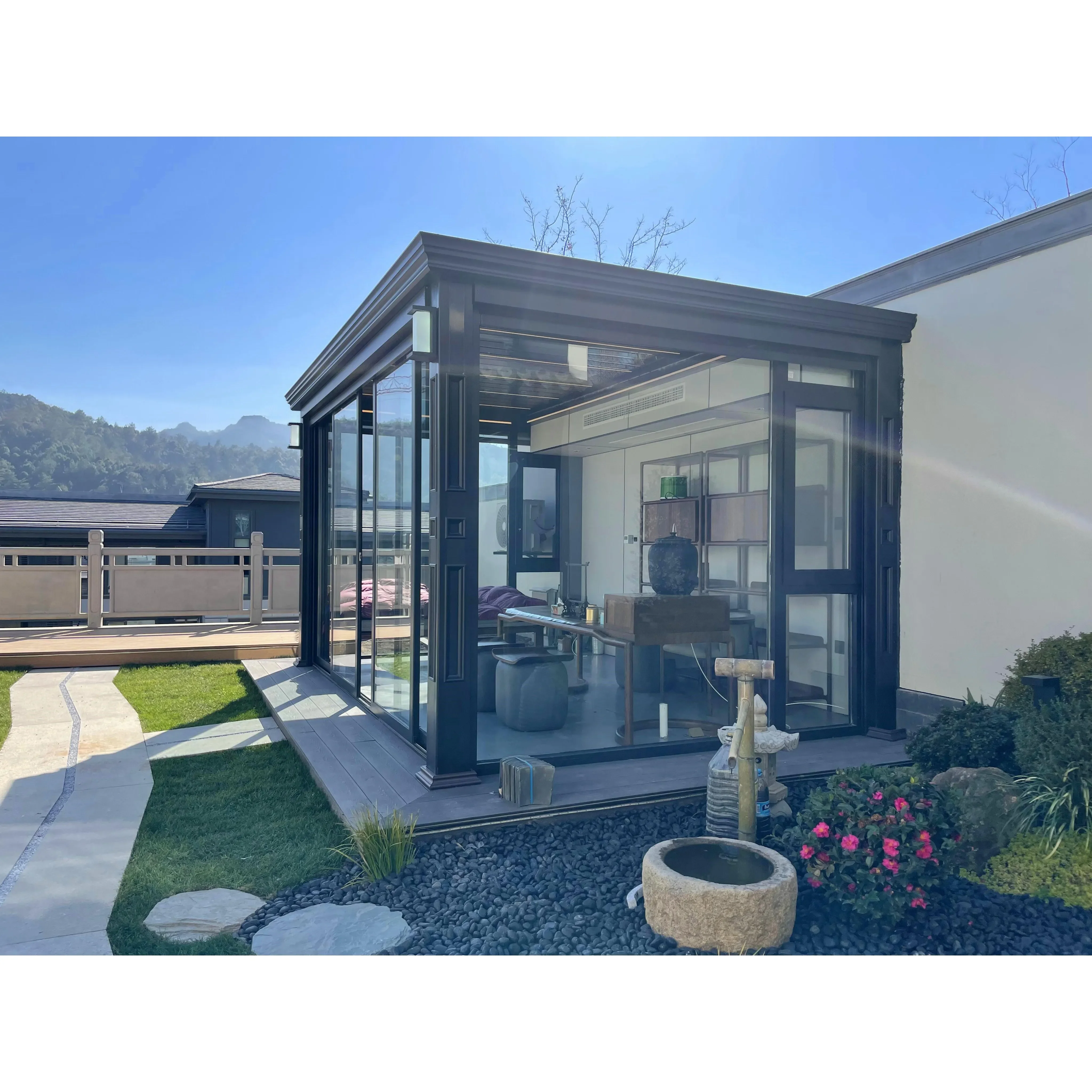 Custom Flat Top Aluminum Alloy Outdoor Pavilion LED Rainproof Flip Shutter Sunshade for Terrace Sun Room Gazebo Balcony Nature