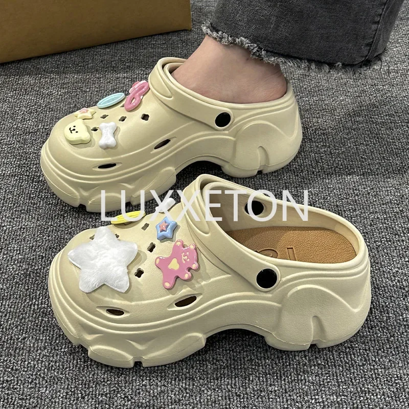 Women's Slippers Spring/Summer New Fashionable Thick Sole Anti Slip Outer Wear with A Feet Feeling Baotou Beach Slippers