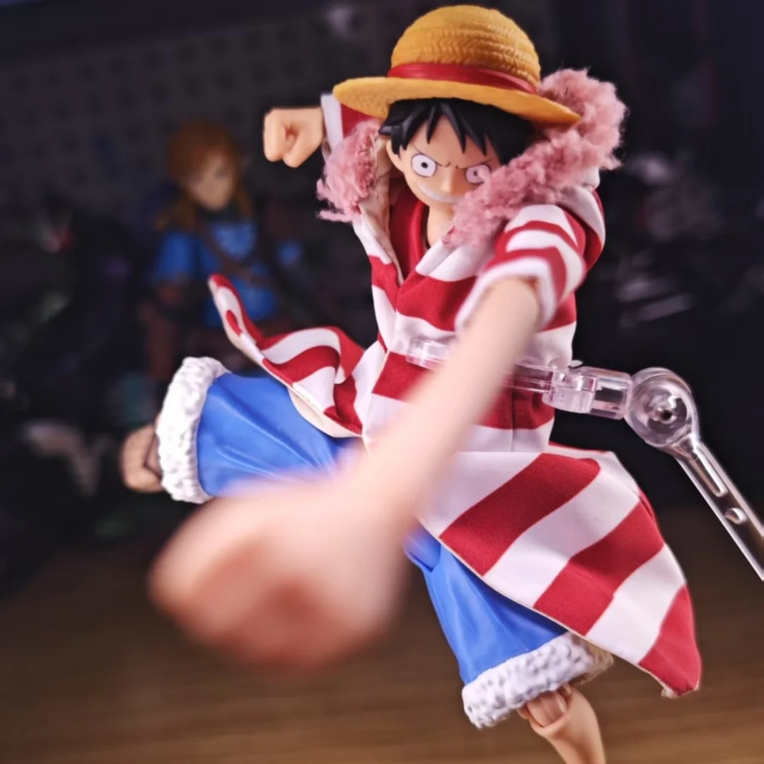 

One piece SHF Anime NEW Handmade Luffy Ice and Fire Island bodysuit clothes Built In Iron Wire Is Suitable for 1/12 Toys