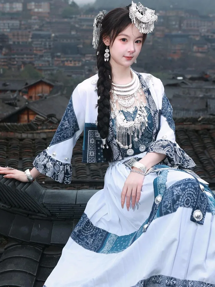 

Ethnic costumes women's style batik strapless coat skirt performance travel outfits photography