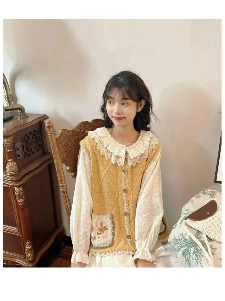 

Vintage Embroidery Knitted Vest Women Contrast Color O-neck Sleeveless Sweater Cardigan Autumn Winter Loose Overlap Top