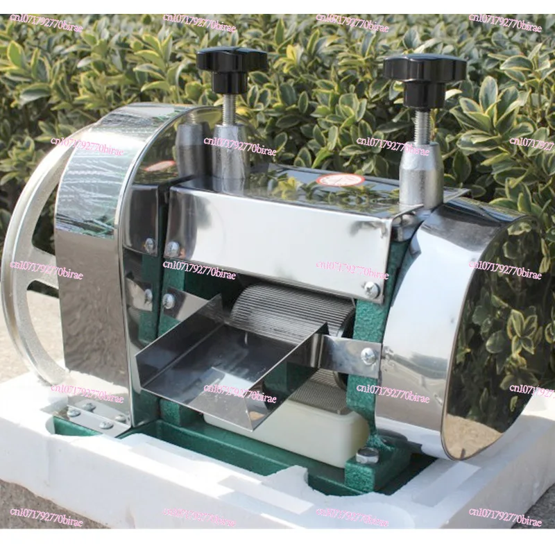 Small Commercial Sugarcane Juice Press Hand Crank  Manual