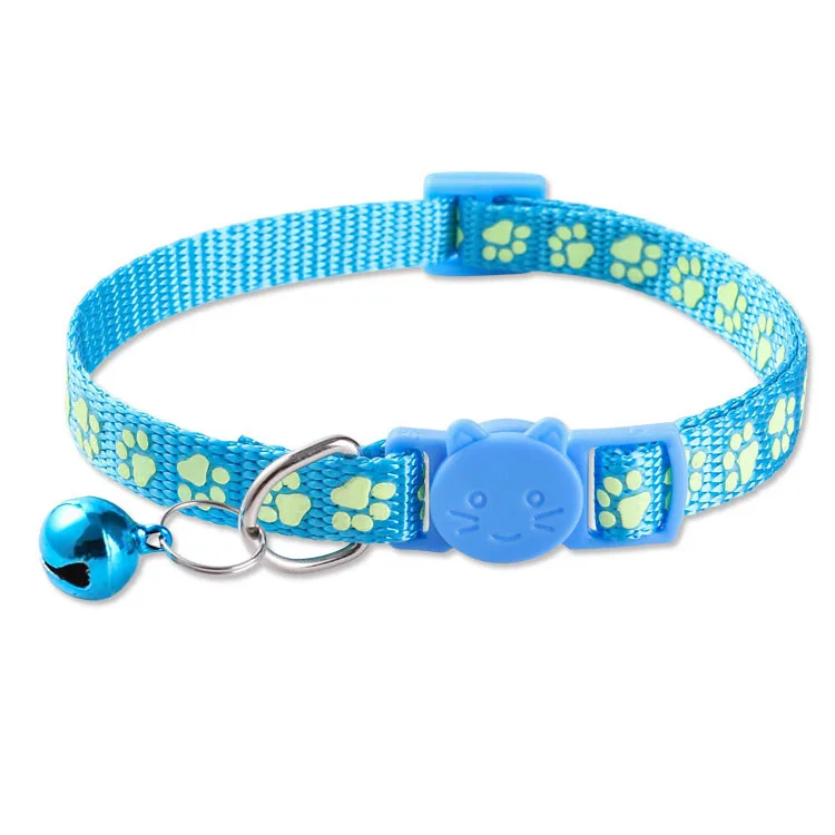 Im Dunkeln Leuchtendes Haustier-Halsband mit Glocke Cartoon-Pfotenabdruck Verstellbare Sicherheitsschnalle Leuchtendes Hunde- und Katzen-Halsband für Nachtspaziergänge – Detail 8