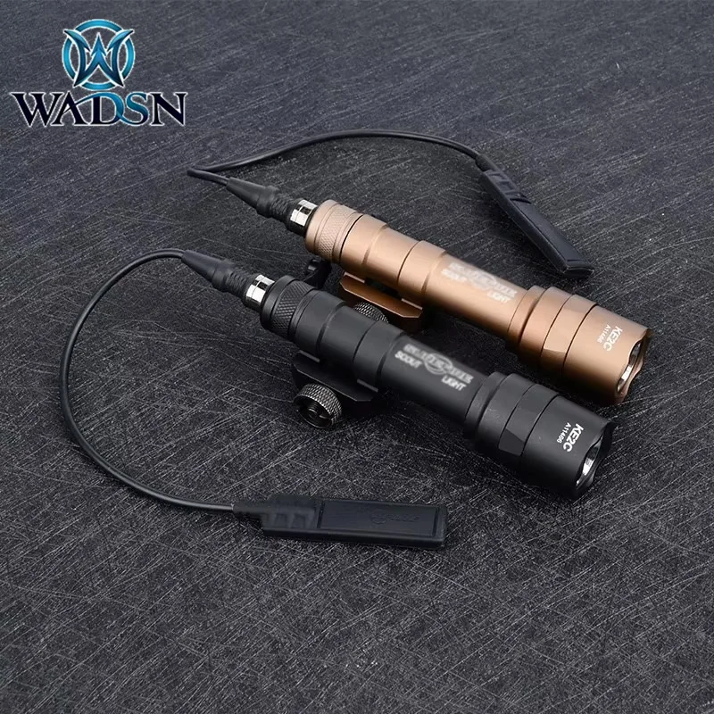 

WADSN Surefir M600 M600C M600U Airsoft Powerful Flashlight Tactical Torch Scout Rifle Gun Weapon LED Light Dual Function Switch