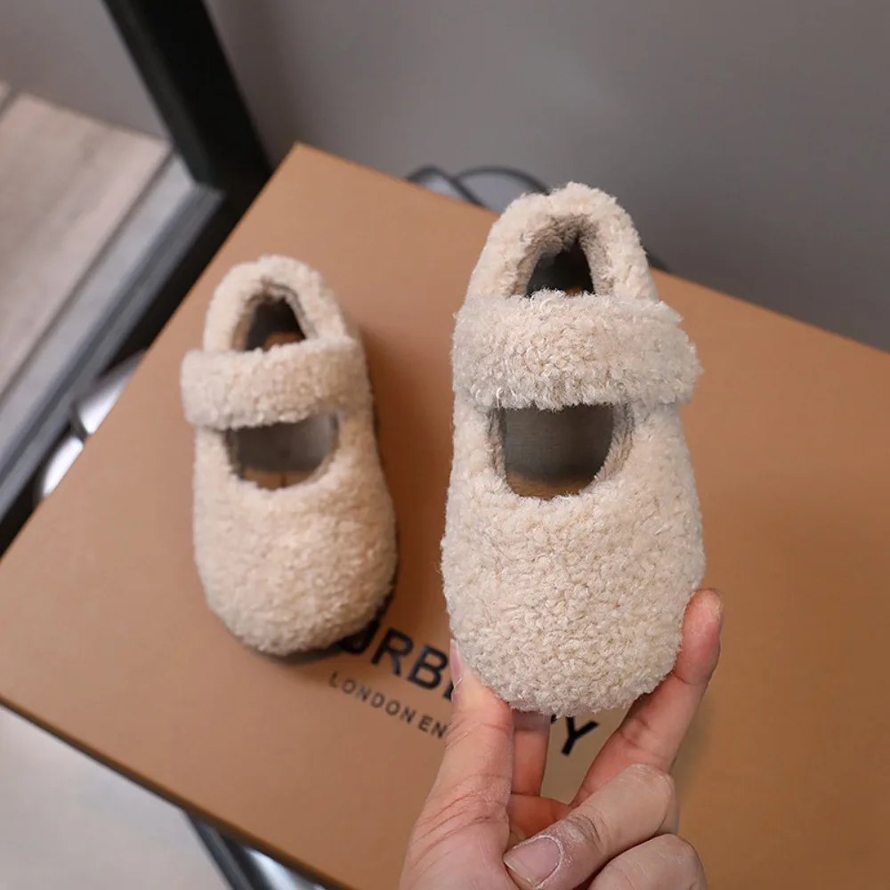 

New Winter Children Flat Shoes Boys Girls Non-slip Plush Warm Shoe Casual Fur Cover Toe Kids Woolen Shoes