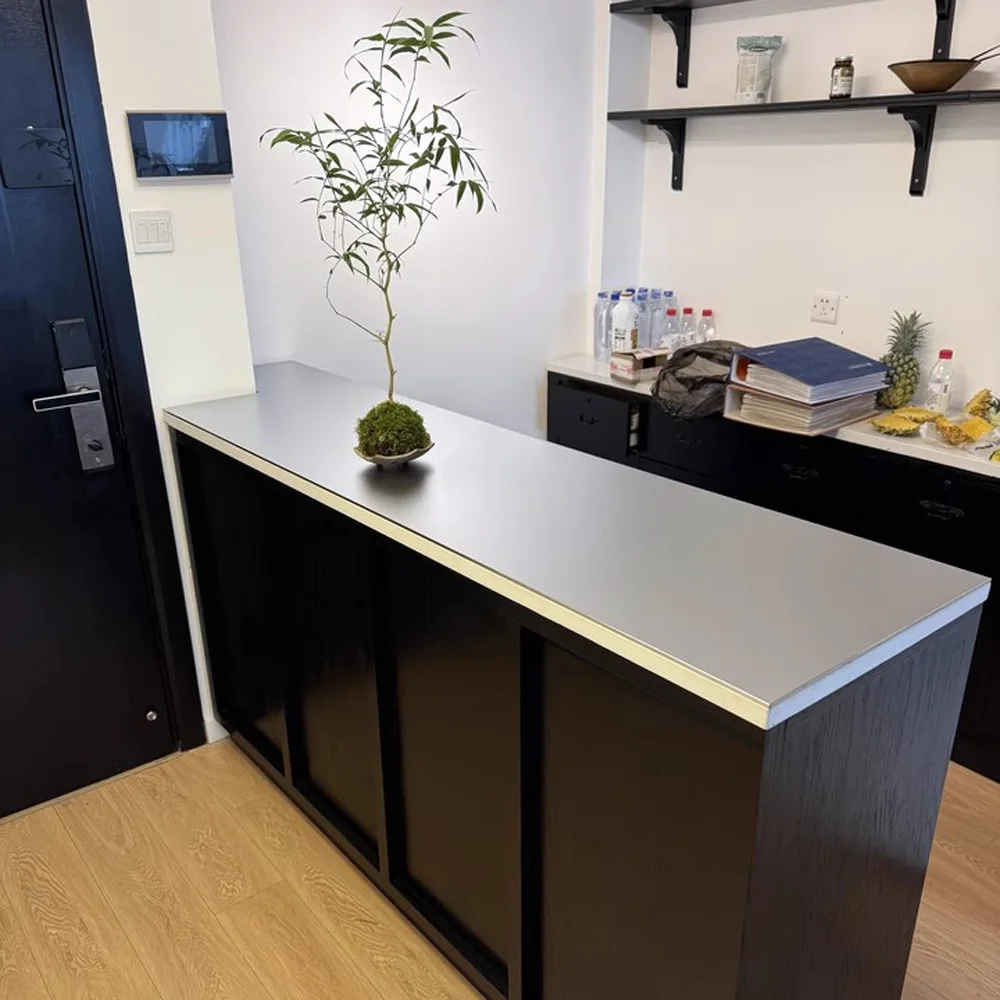 خزانة كونترتوب صلبة من الفولاذ المقاوم للصدأ 304 مخصصة، حوض جزيرة موقد متكامل، حوض خضروات المطبخ