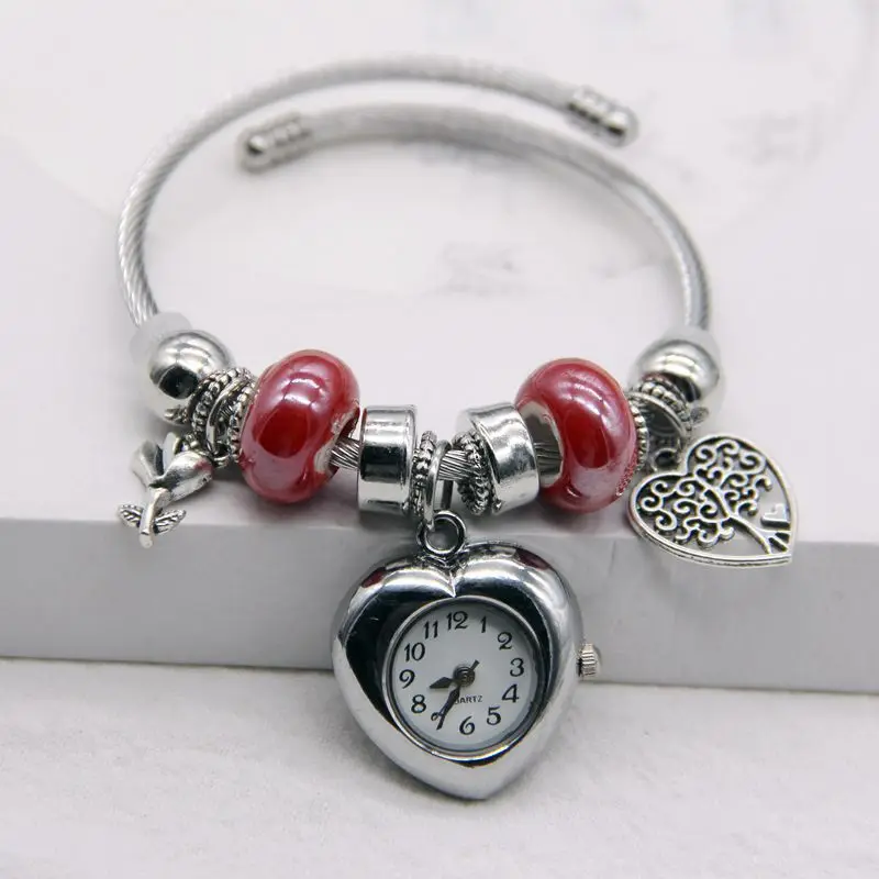 

Creative Bead Love Pendant Bracelet Watch Korean Fashion Quartz Wristwatches Women's Trendy Fashion Open Bracelet Quartz Watches