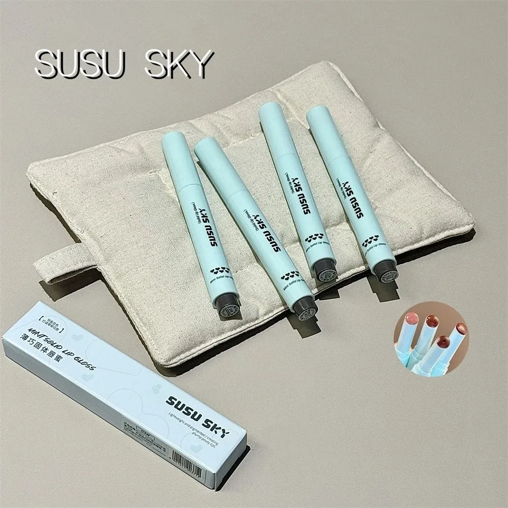 ลิปกลอสแบบแท่ง 4 สี ไม่เหนียวเหนอะหนะ เนื้อฉ่ำวาว ให้ความชุ่มชื้น บำรุงริมฝีปาก ลิปบาล์มเนื้อฉ่ำ ลิปสติกแต่งหน้า