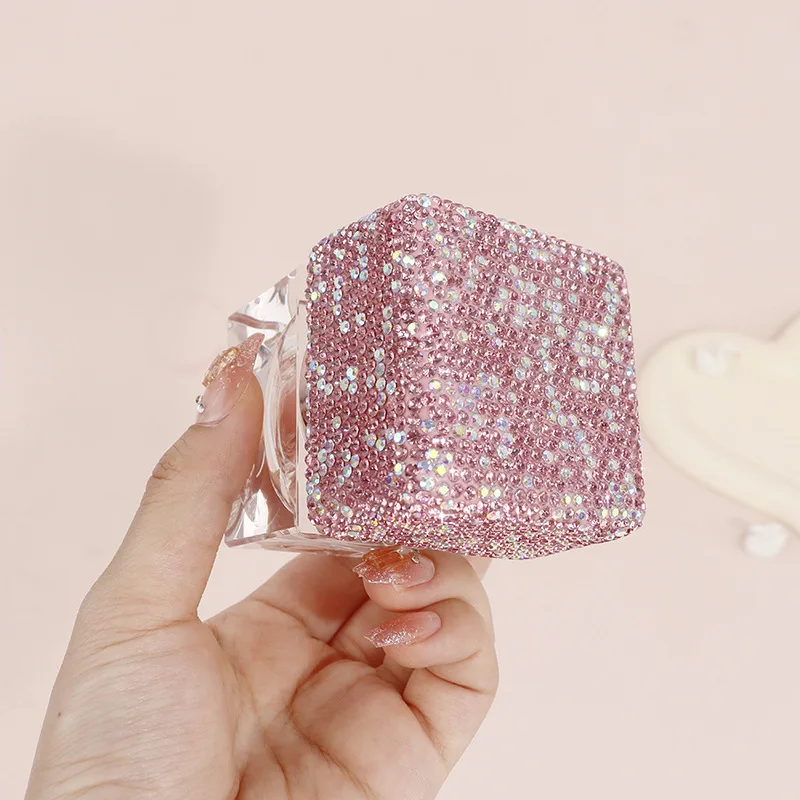 

Diamond-Encrusted 30g Acrylic Cosmetic Cream Bottle for Travel Separate Bottle for Face Cream Lotion And Water