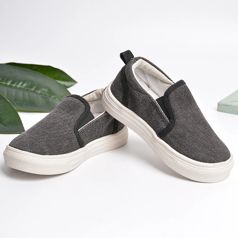 Unisex Kids Outdoor Slip-on  Black Flat Canvas Rubber Sneakers Toddlers Good Quality Walking Running Shoes E8205