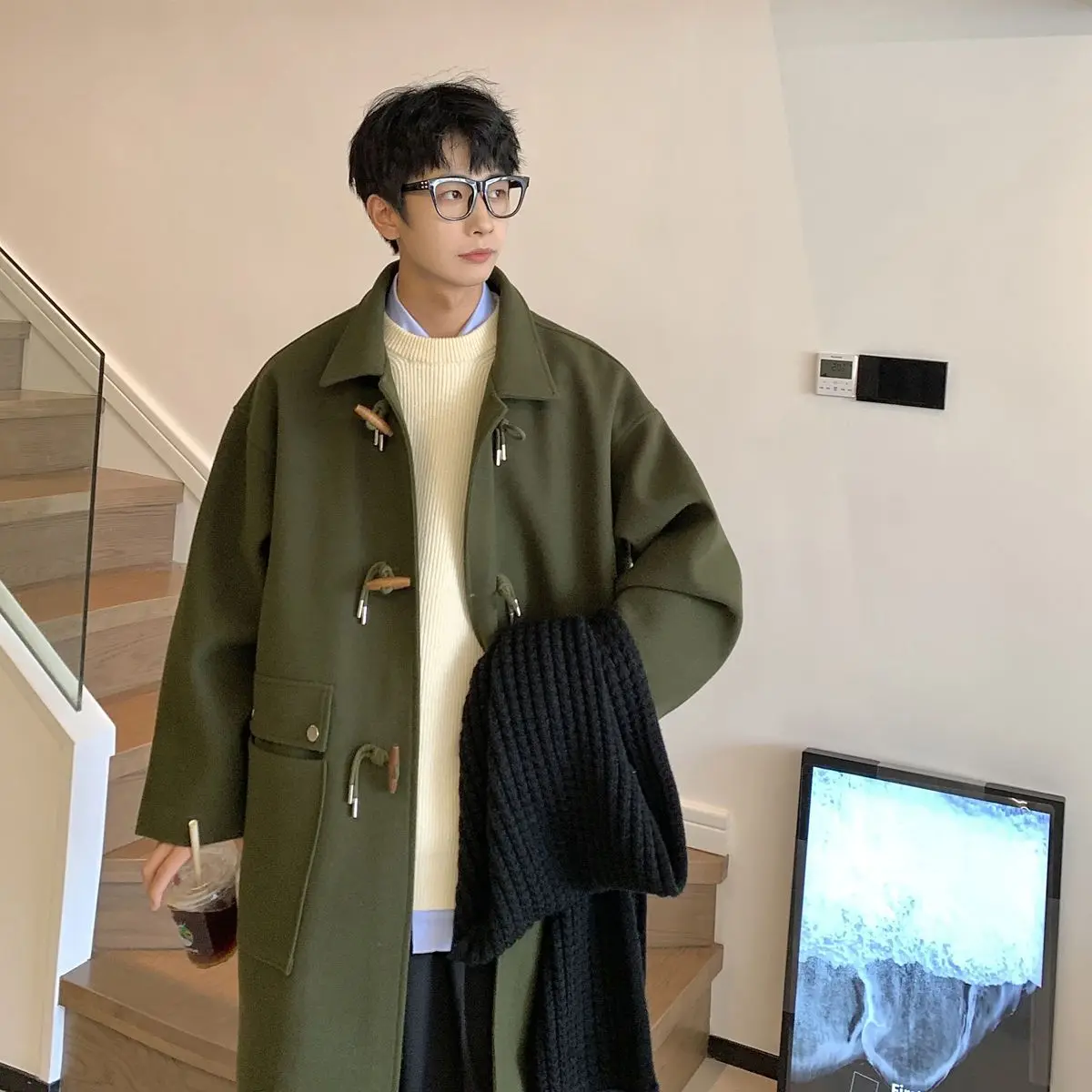 

Мужское пальто из шерстяной смеси с капюшоном, открытыми плечами, соблазнительное, притягательное, очаровательное, магнитное, привлекательное, увлекательное, увлекательное и соблазнительное.