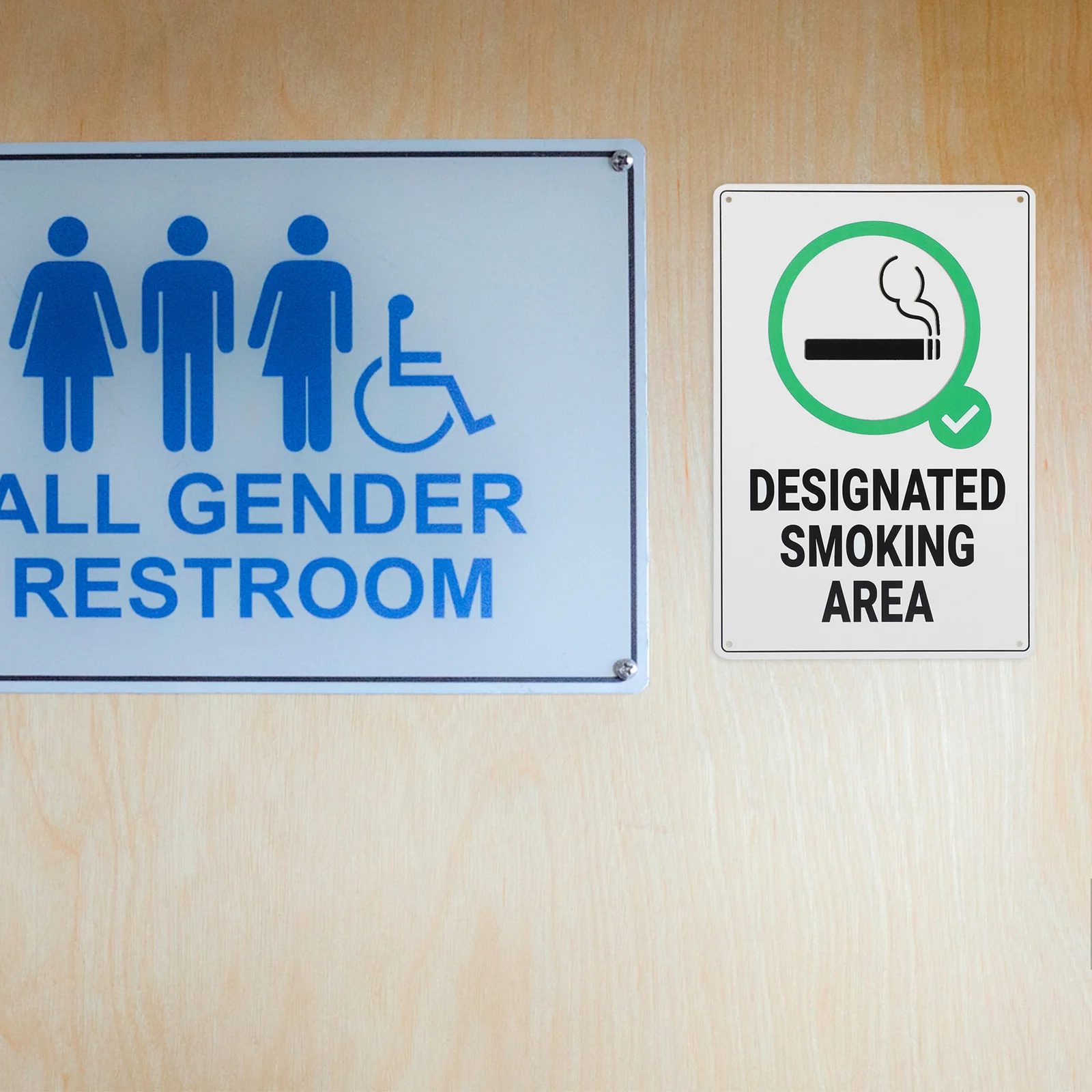 

Smoking Area Wall Sign Iron Durable Sturdy Practical for Lounge Office Party Weddings Clear Printing Public Smoking Area