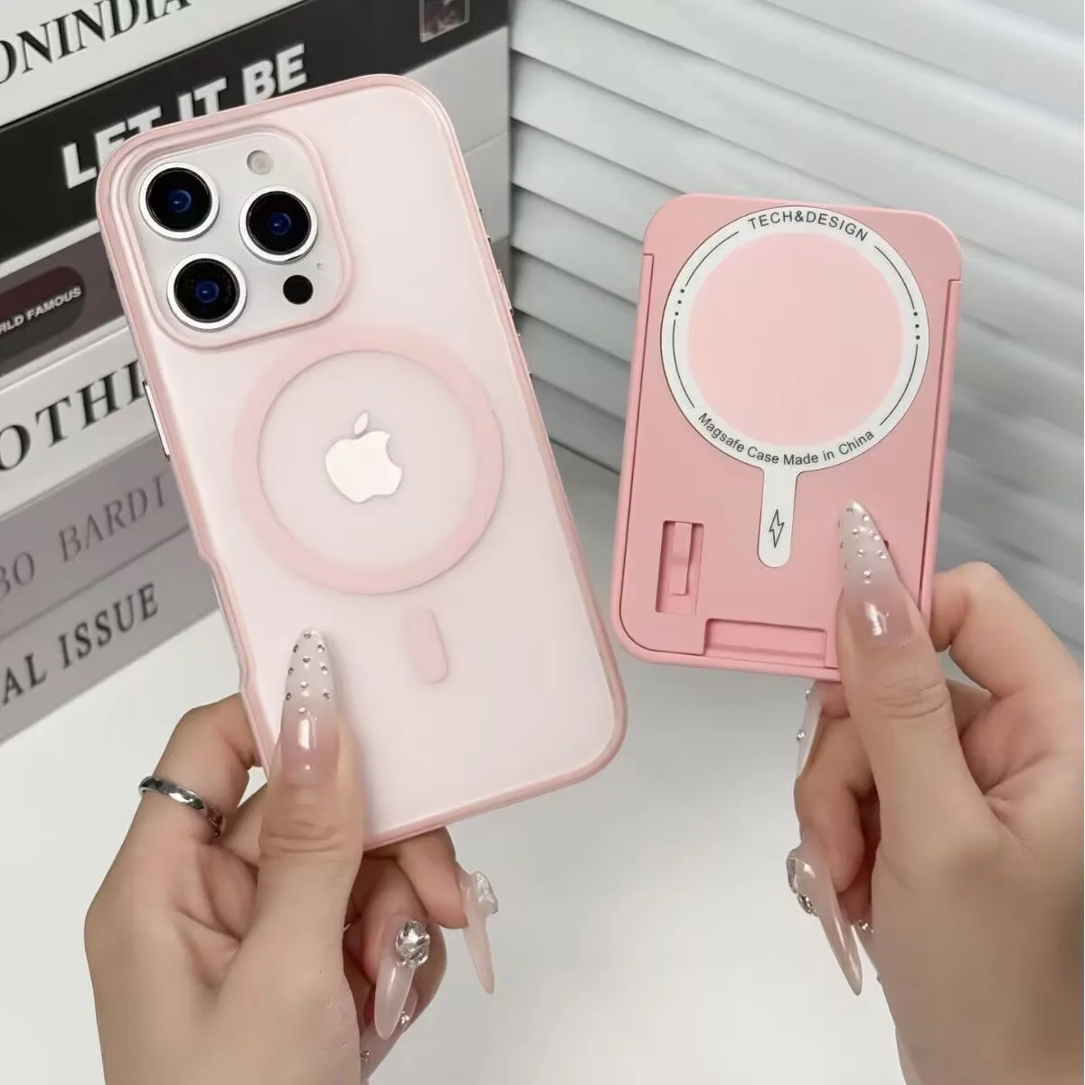 Transparent Card Holder For Magsafe For iPhone 17 16 13 15 14 12 Pro Max Air Plus Hard PC Scratch Resistant Phone Bag Case view 4