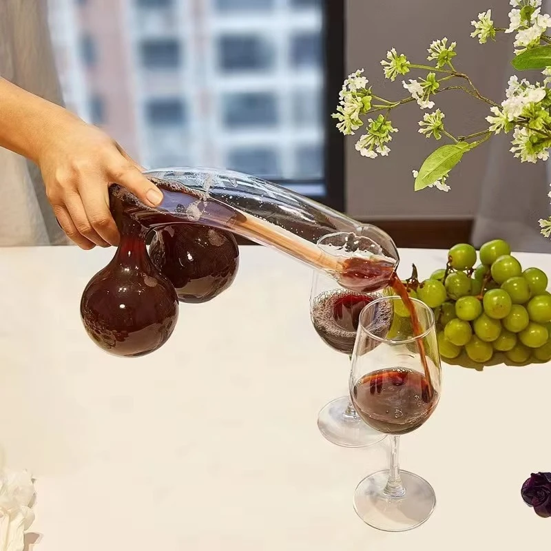 New Interesting Transparent Glass Whiskey Waker Table Decoration Container Wine Dispenser