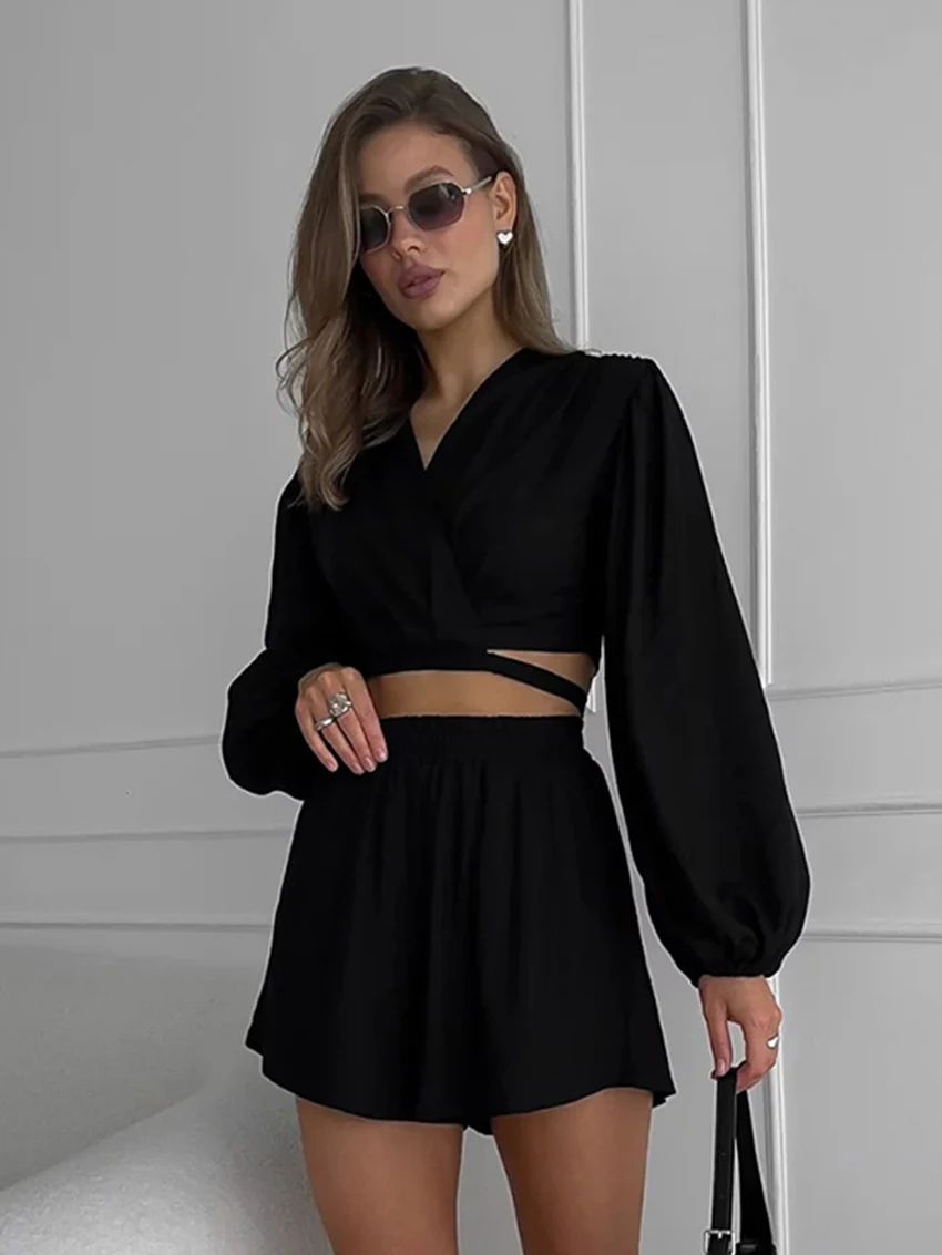 

Marthaqiqi Cotton Female Pajamas Suit V-Neck Sleepwear Crop Top Lace Up Nightie Long Sleeve Nightwear Shorts Casual Pyjamas Sets