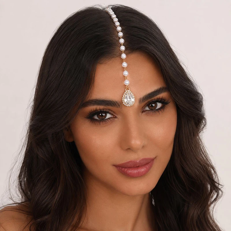European and American Retro Gold Pearl Forehead Chain Single Drop Diamond Eyebrows Wedding Dinner Party Bride Hair Accessories.