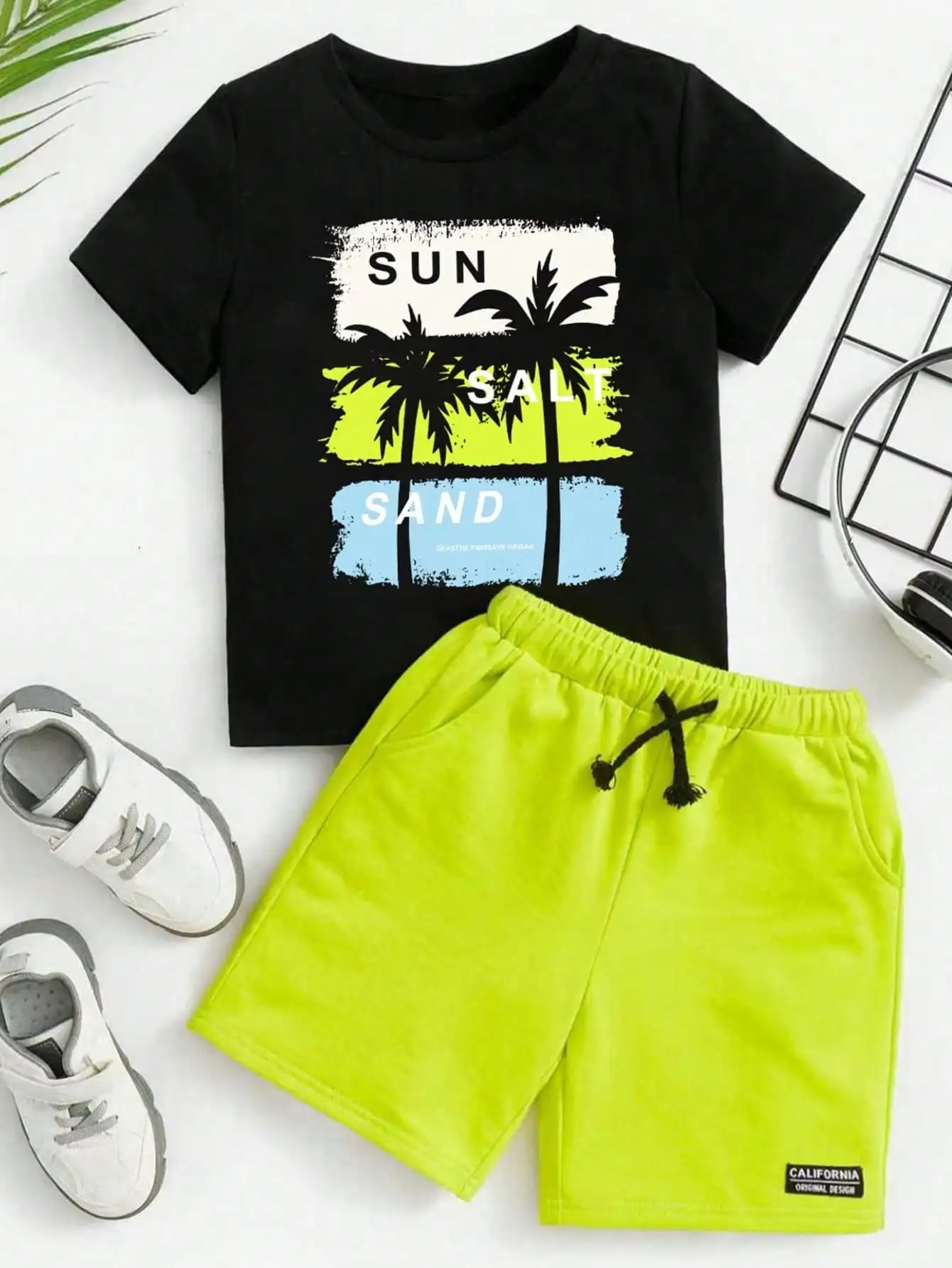 

Cartoon Print 2Pcs Boys Outfit Short Sleeve T-shirt And Shorts Soft Casual Summer Suit For Teen Boys Daily Outdoor Wear