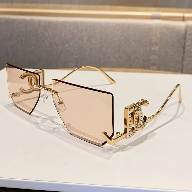 

2026 модные брендовые роскошные дизайнерские солнцезащитные очки, женские винтажные солнцезащитные очки без оправы с буквами, новые летние солнцезащитные очки для путешествий