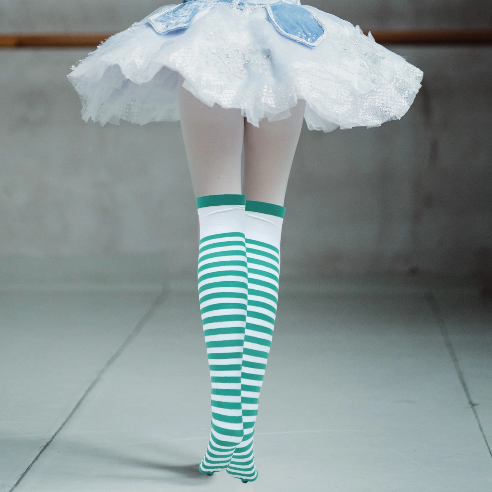 

1Pair Socks Striped Thigh High Stockings Comfortable Breathable Fashion Legwear for Women Party Club Wear St